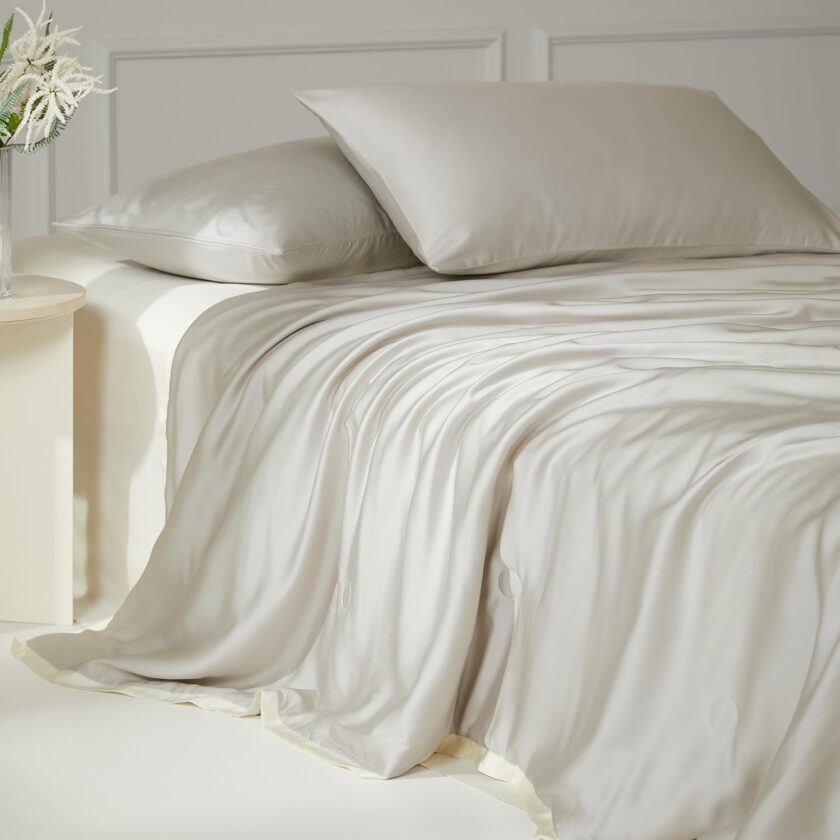 Eucalyptus Cooling Comforter Breathable Tencel Lyocell Fiber Quilt Queen Cooling Blanket for Hot Sleeper Machine Washable Lightweight Duvet for Summer
